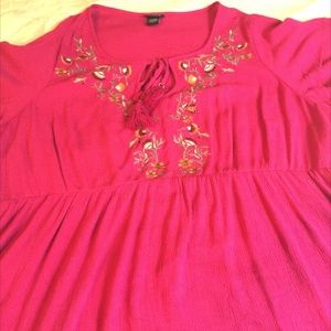 Pink cute embroidered shirt